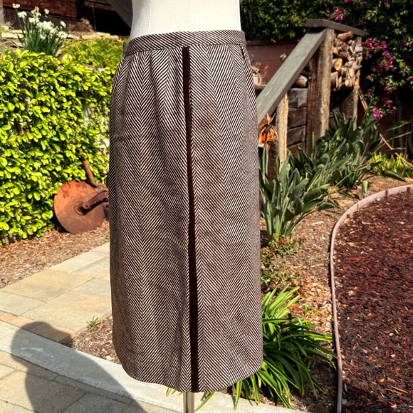 Valentino vintage wool herringbone midi skirt - Picture 3 of 6